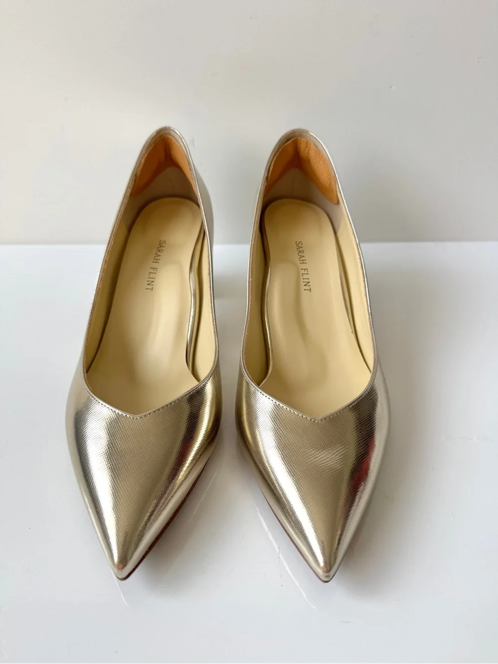 Sarah Flint The Perfect Emma Point Toe Block Heel Pumps in Gold Saffiano Size 11